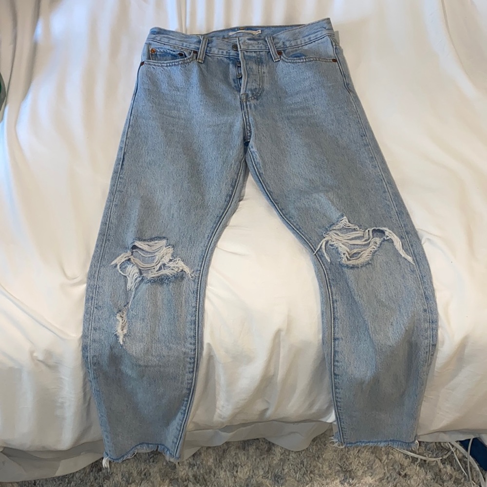 Levi’s light wash jeans